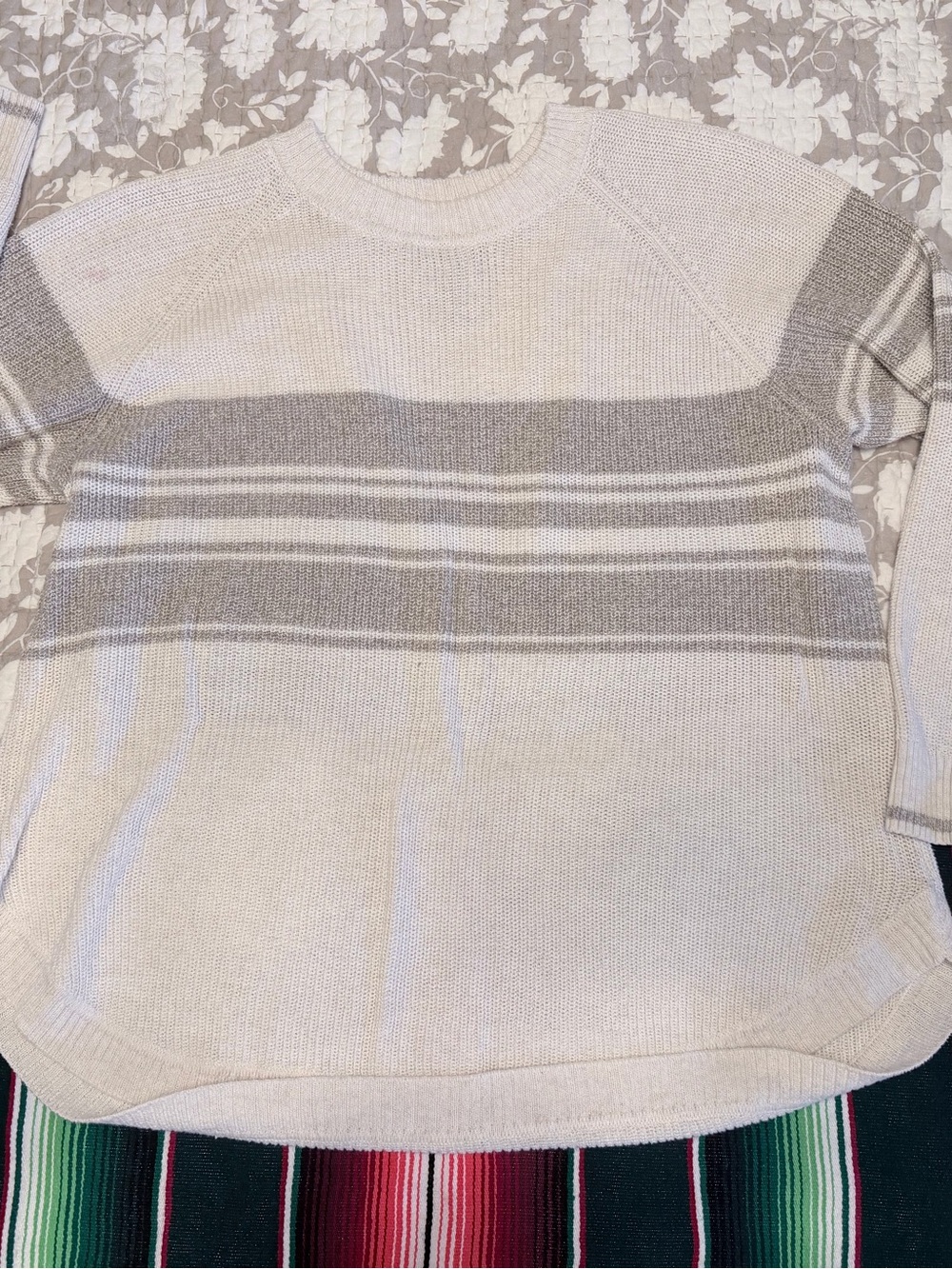 Roots Cabin Sweater - Cream and Gray Striped Crewneck - 3XL